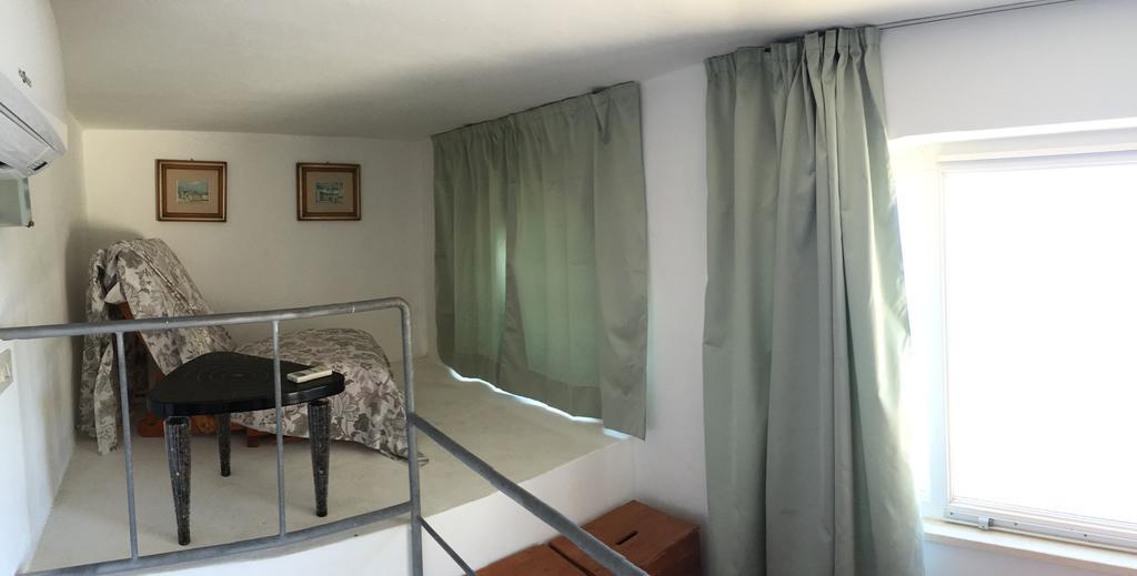 Raffaele Appartement Ponza Kamer foto