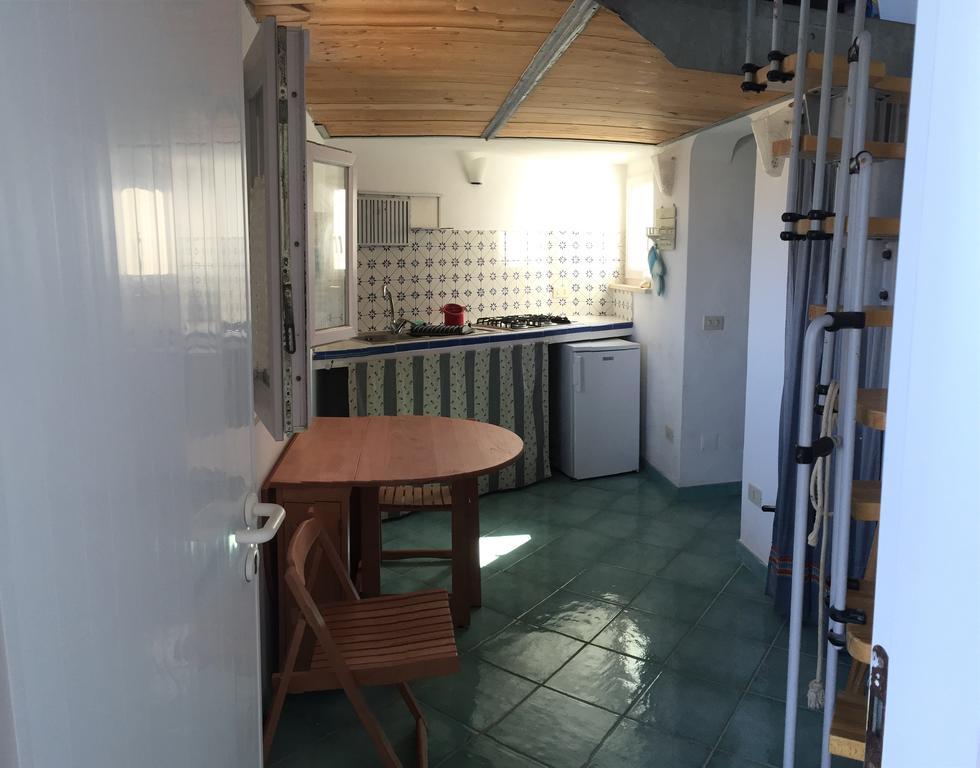 Raffaele Appartement Ponza Kamer foto